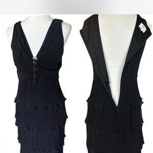 Black Sleeveless Plunge Neck Sheath Dress